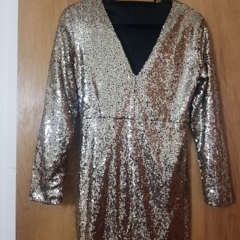 Sequence  Dress - Picture 5 of 6